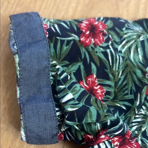 Croft + Flow Voyage Boys Hawaiian Shirt - Picture 3 of 8